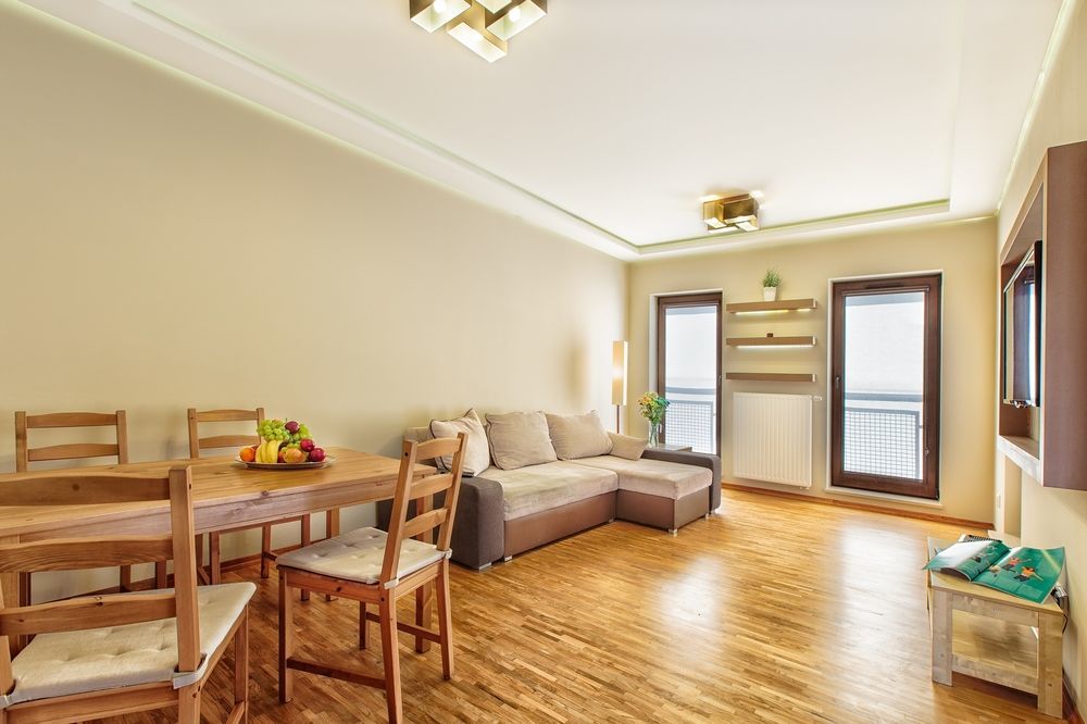 Апартаменты Adler Bed&Breakfast Лодзь Экстерьер фото